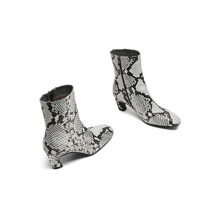 Isyou ibeauty Snake-Print Leather Square-Toe Ankle Boots Y2744 Boots Y2744
