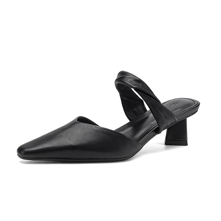 Pointed-Toe Leather Mules Y2840