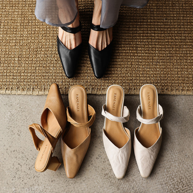 Pointed-Toe Leather Mules Y2840