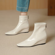 Elegant Pointed-Toe Wedge Ankle Boots - Oiled Lambskin Y2765 Boots Y2765