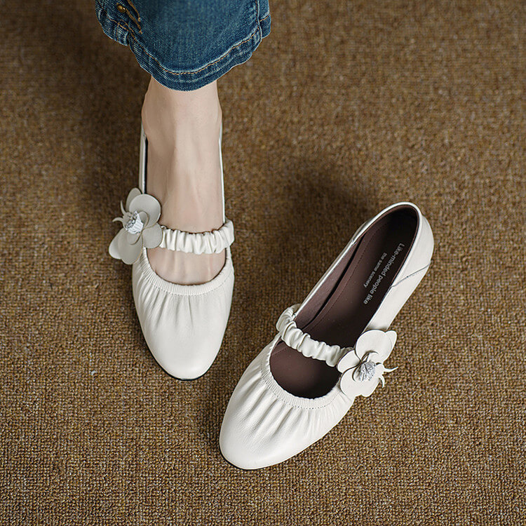 Handcrafted Genuine Leather Mary Jane Block Heels with Floral Detail Y2729 Mary Janes Y2729